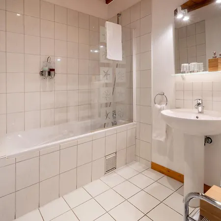 Appartement La Cour St-fulrad - Saint-Hippolyte (Haut-Rhin)